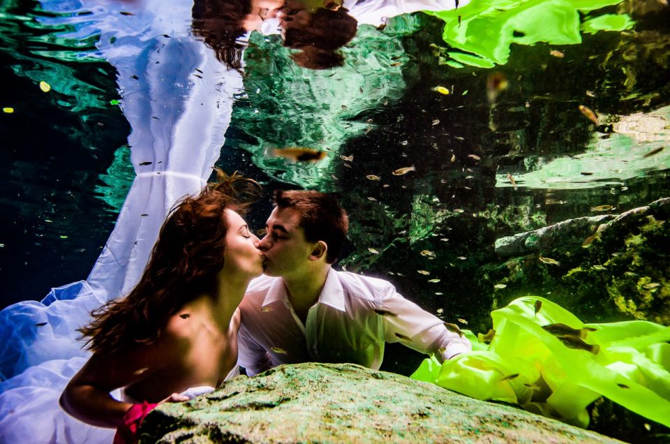 Trash The Dress Underwater Photography– Rebecca and Kyle