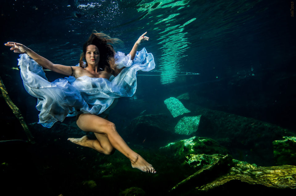Underwater Rock the Frock – Daniela and Salvatore