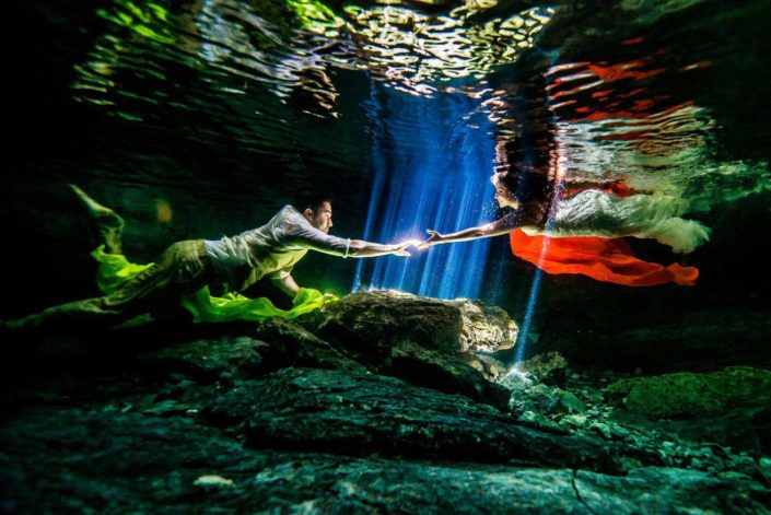 Sebi Messina Photography - Underwater Trash The Dress Mexico