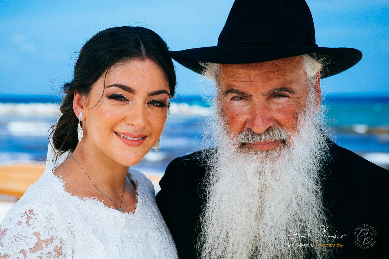 Father and daughter Orthodox Jewish Wedding in Cancun Mexico – Sebi Messina Photography