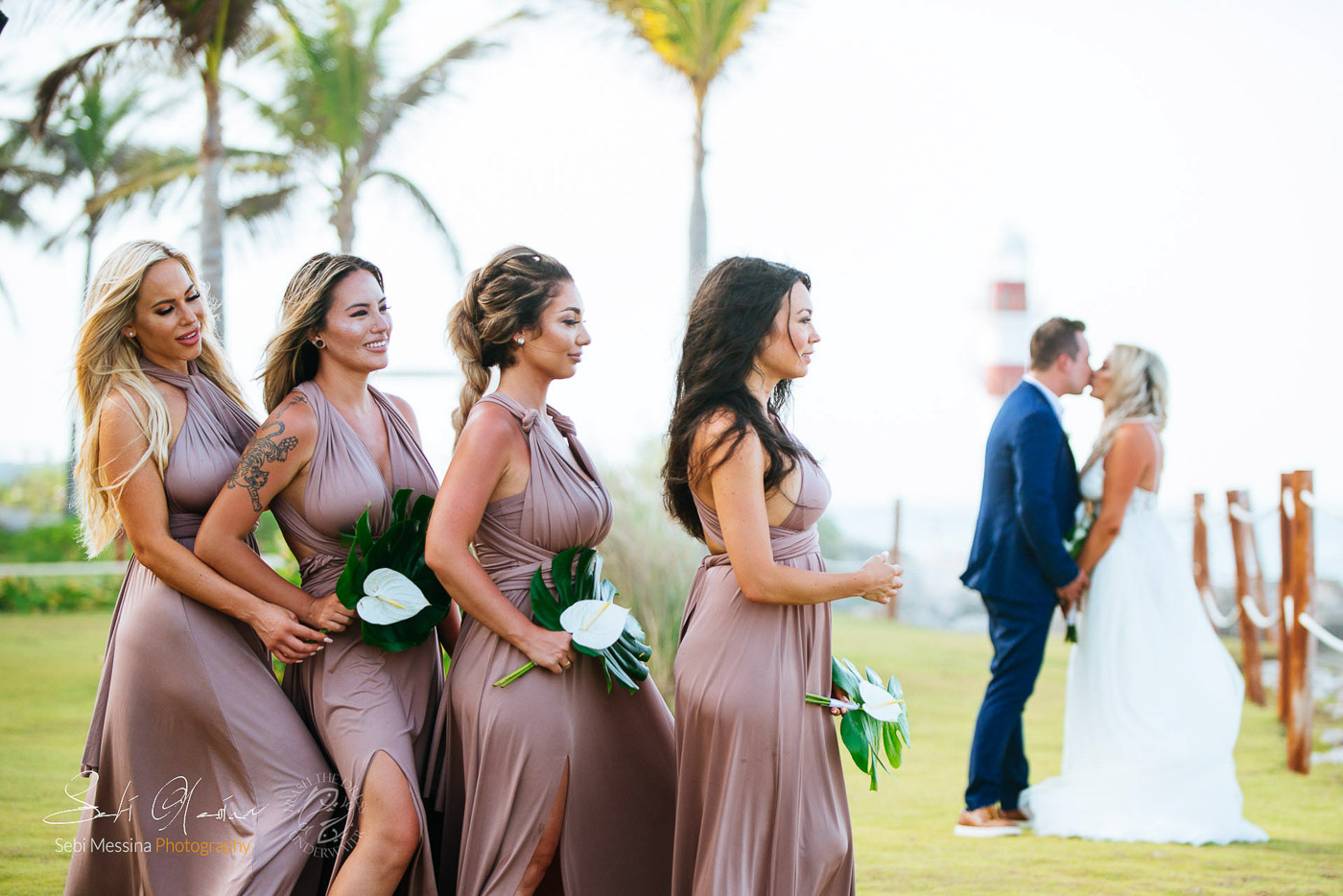 Bridesmaids Groomsmen kidding at a destination wedding in Cancun Mexico – Sebi Messina Photography