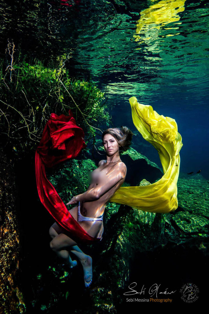 Nude underwater - Mexico - Sebi Messina
