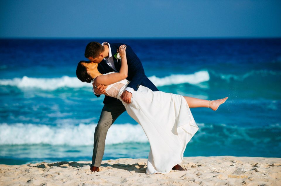 Emporio Cancun Wedding – Victoria and Paul