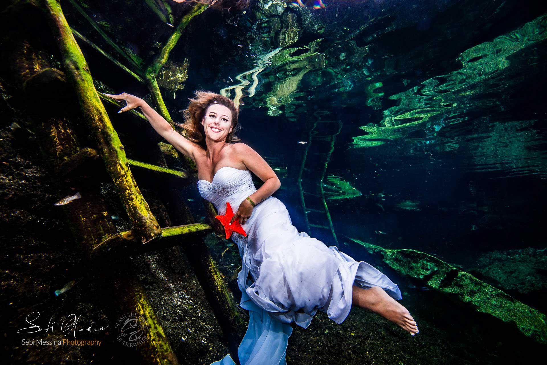 Trash The Dress Underwater - Sebi Messina Photography