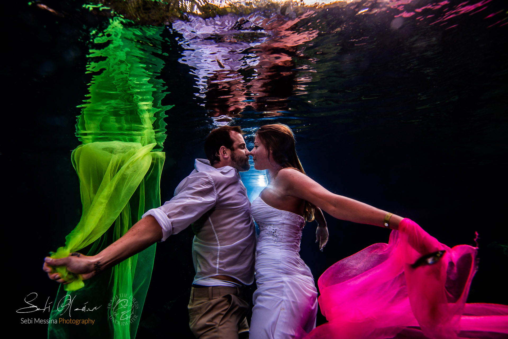 Trash The Dress Underwater - Sebi Messina Photography