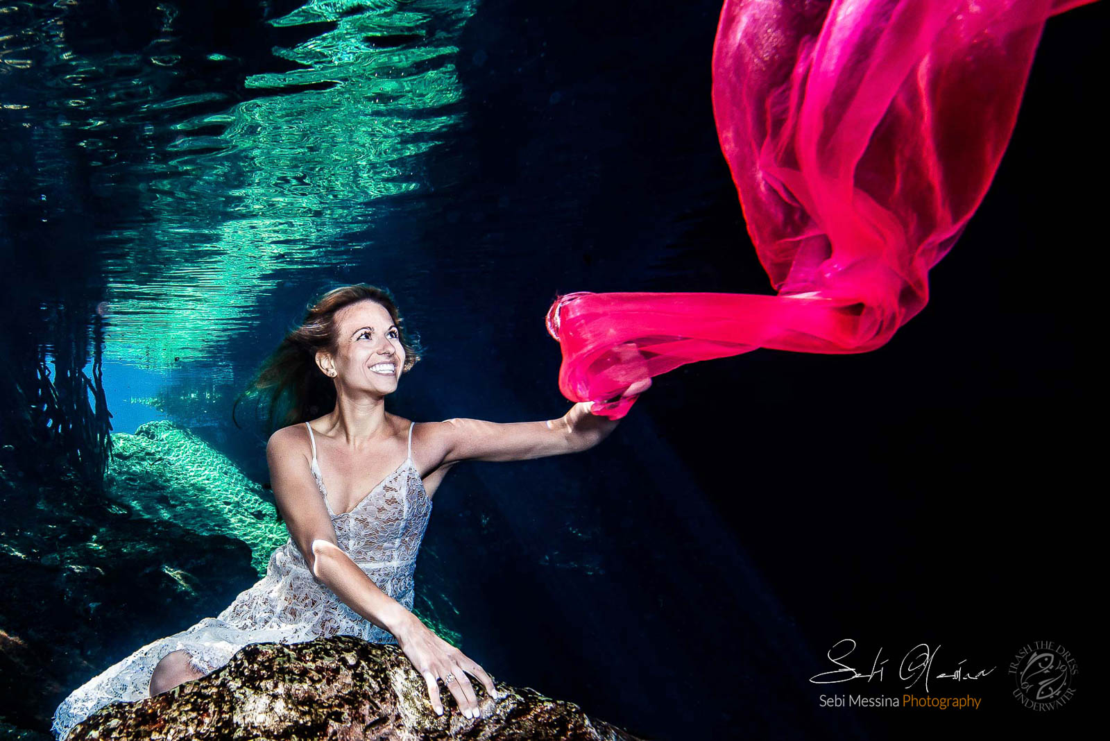 Underwater Photos in a cenote (Mexico) - Sebi Messina Photography