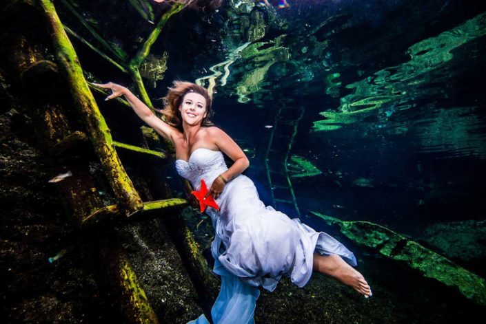 Underwater Trash The dress