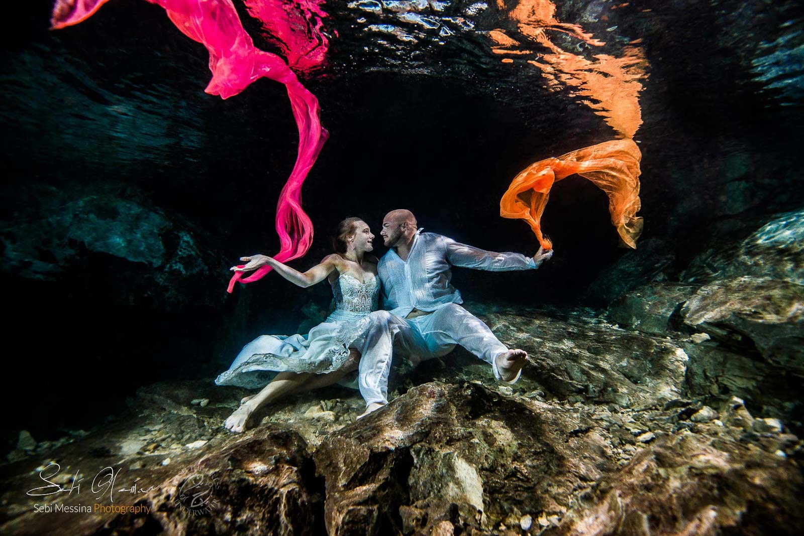 Couple Underwater Photos in a Mexican Cenote - Sebi Messina Photography