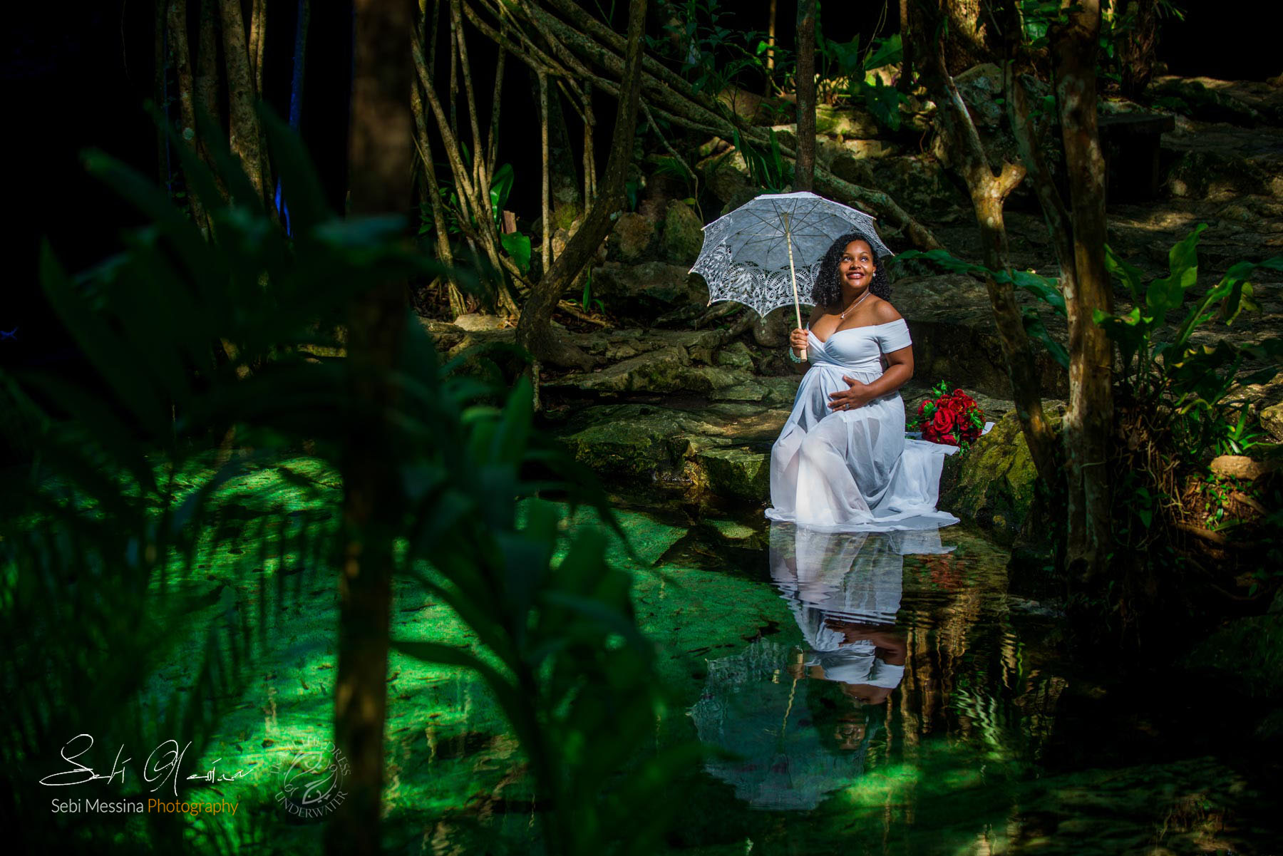 Cenote Underwater Maternity Tulum - Mexico - Sebi Messina Photography - 