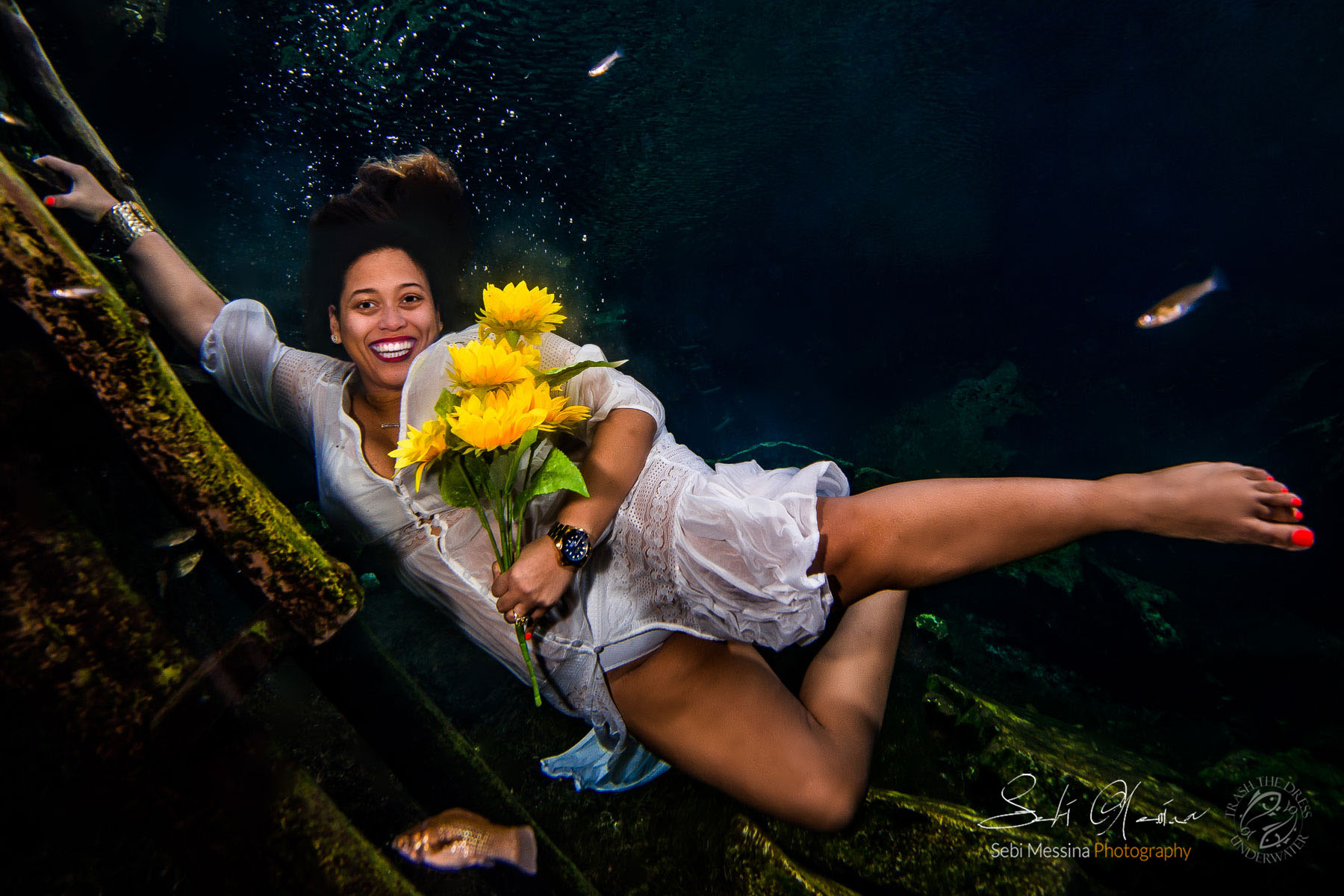 Tulum Underwater Photoshoot – Cenote Underwater Modelling in Mexico – Black woman – Sebi Messina Photography