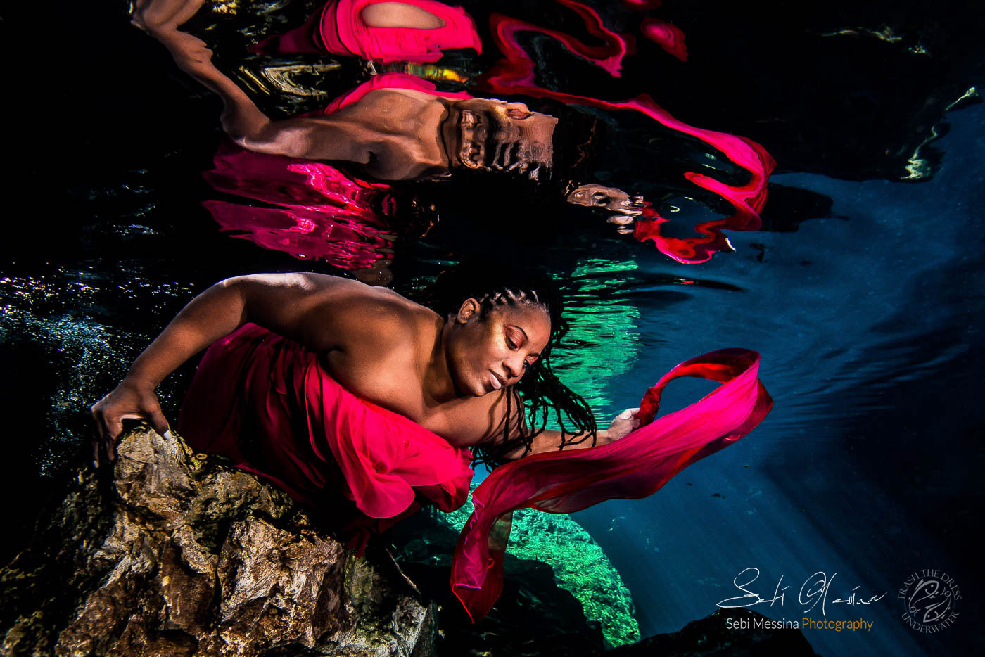 Underwater photography in Mexico – Black Model underwater birthday – Cenote portrait – Sebi Messina Photography